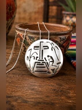 Vintage Mexico Mens Womens Sterling Silver Cross Religious Pendant Necklace